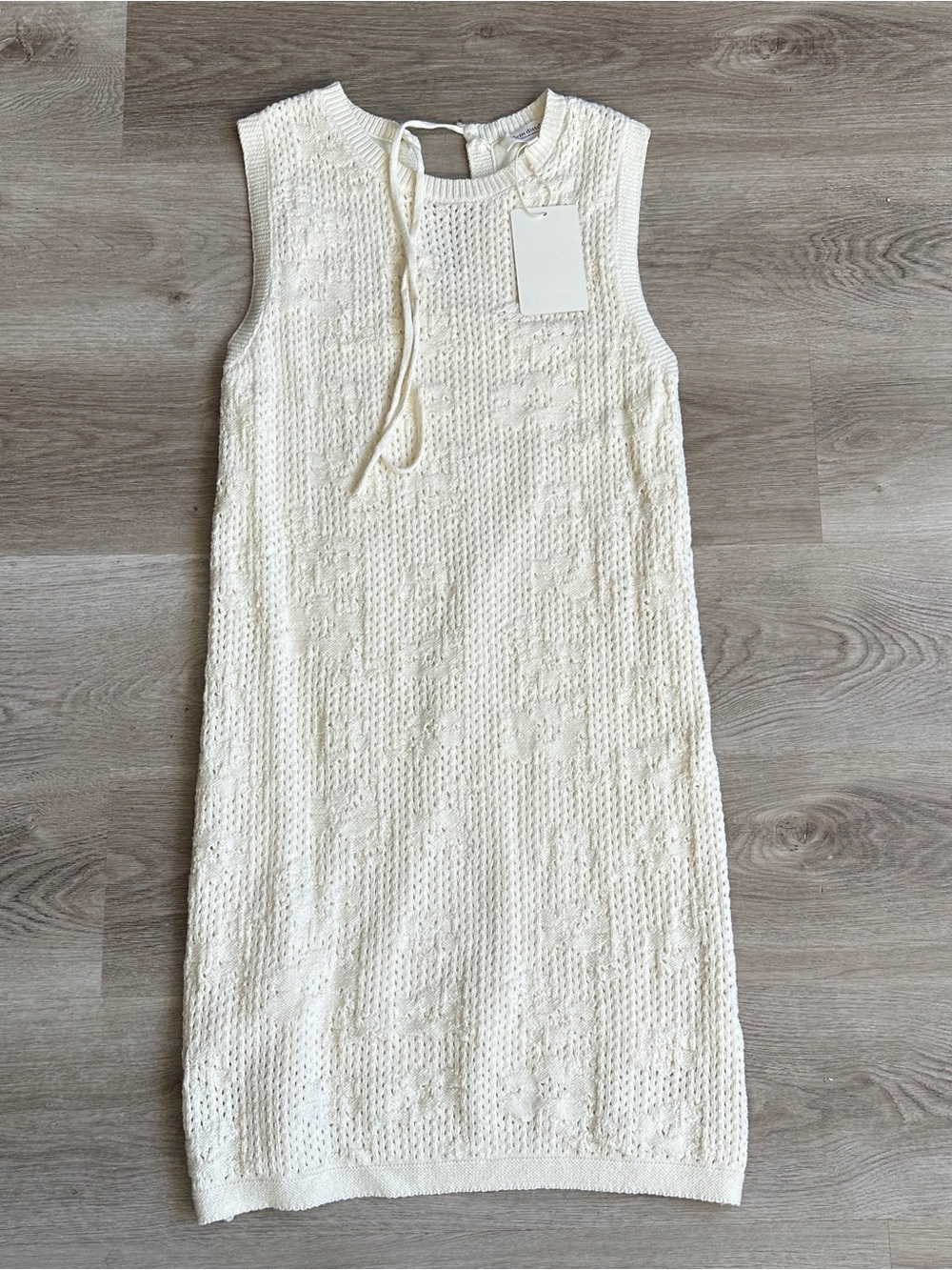 NWT Idem Ditto Cream Textured Open Knit Sleeveless Keyhole Shift Dress M